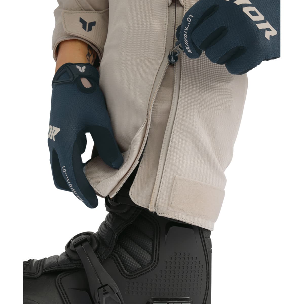 Product thumbnail 7