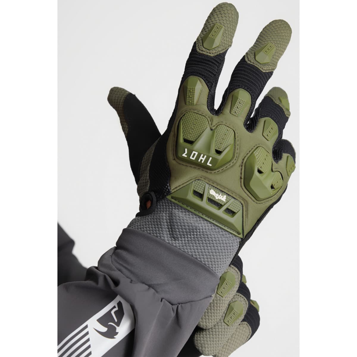 Product thumbnail 3