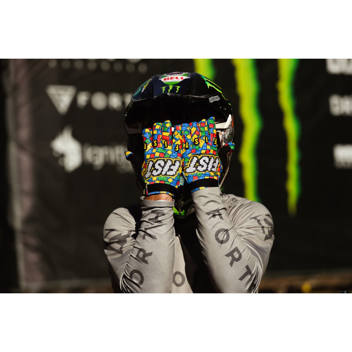 Product thumbnail 12