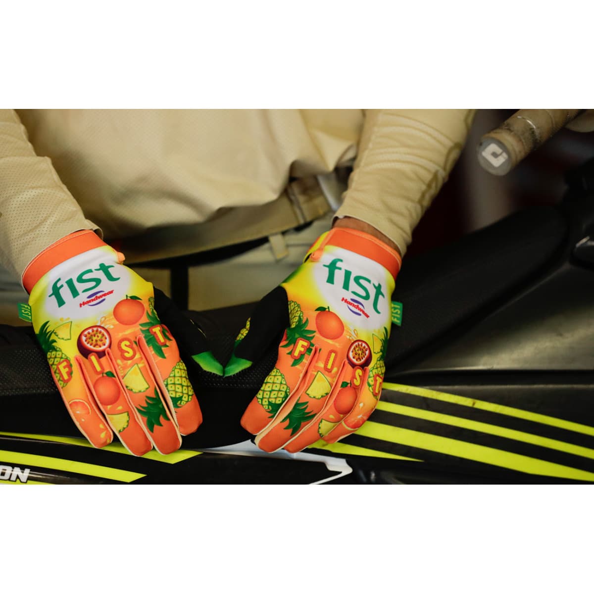 Product thumbnail 6