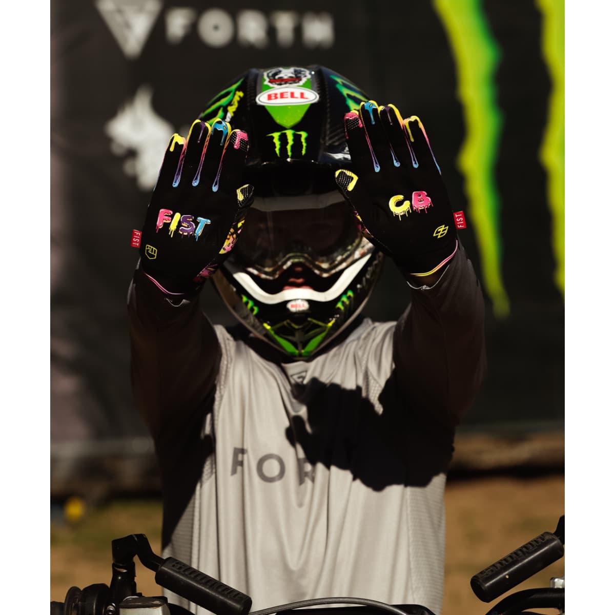 Product thumbnail 9