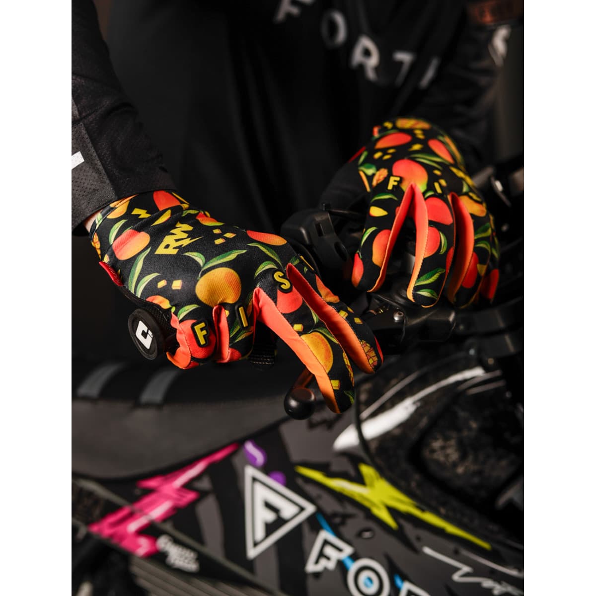 Product thumbnail 10