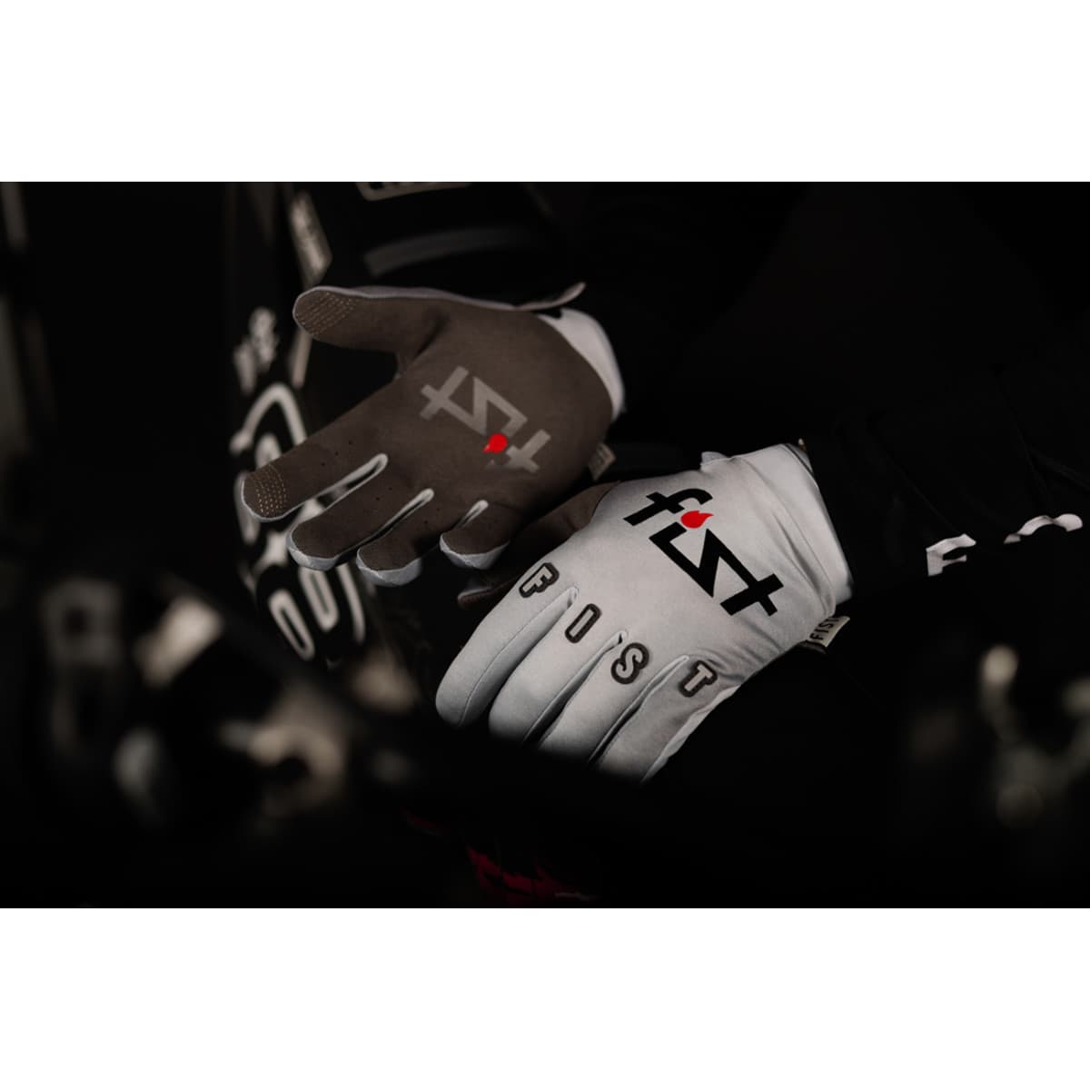 Product thumbnail 4