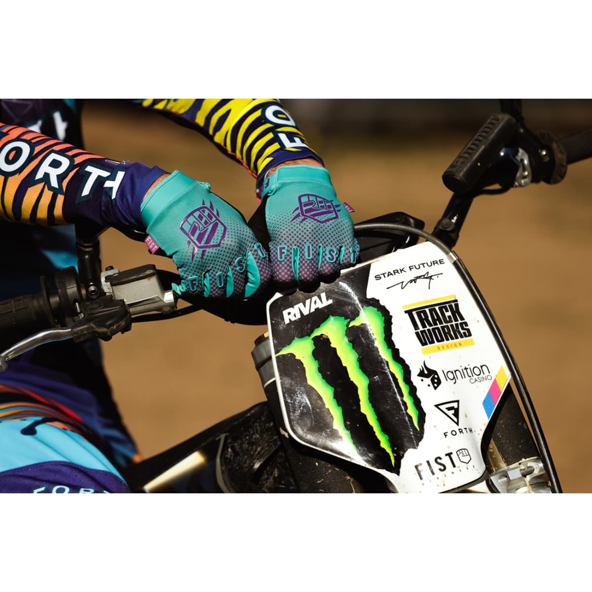Product thumbnail 10