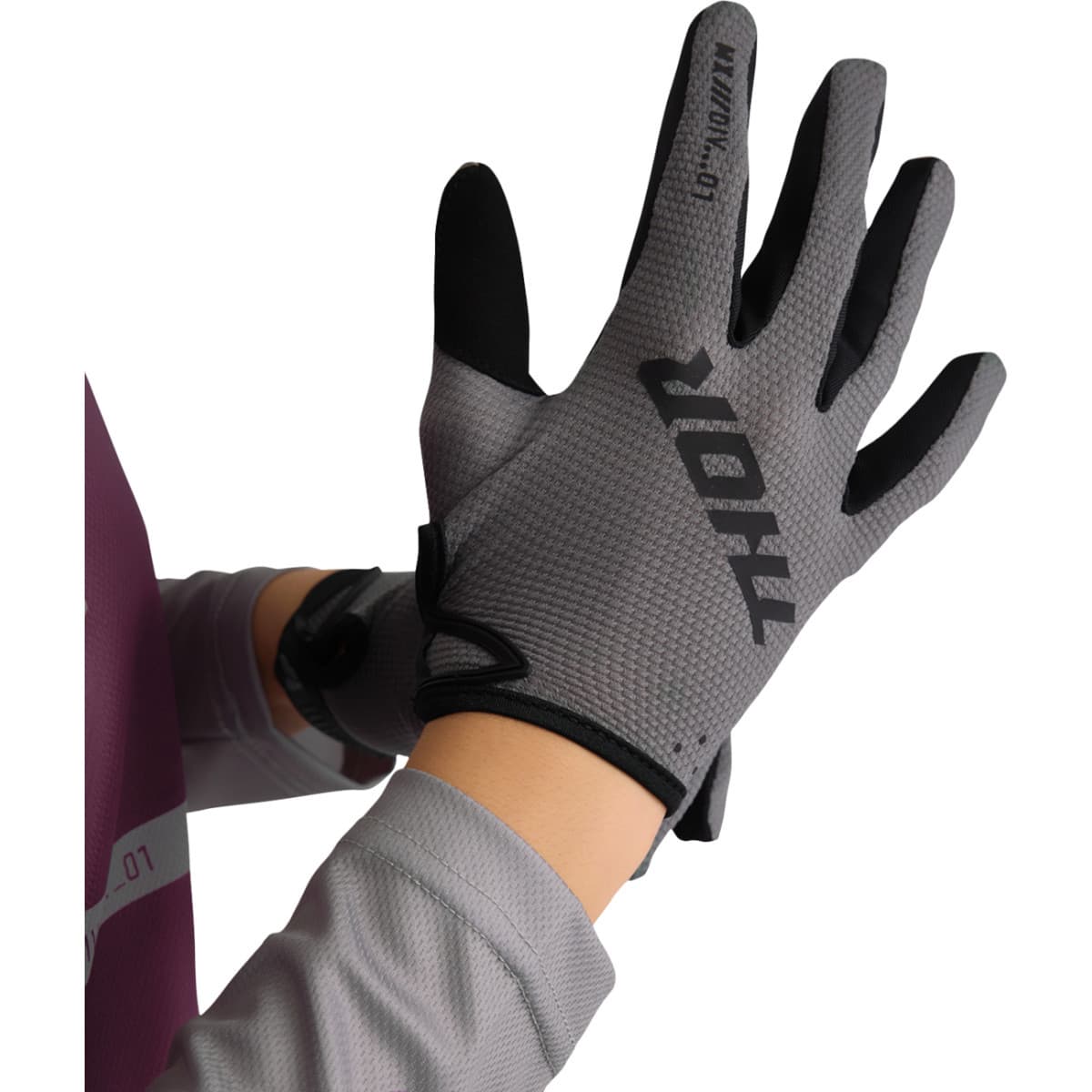 Product thumbnail 3